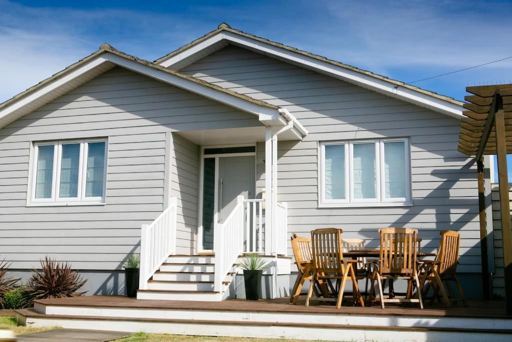 Wow I'M Living On The Beach. Luxury 4 Bed Sleeps 8 Pagham Buitenkant foto